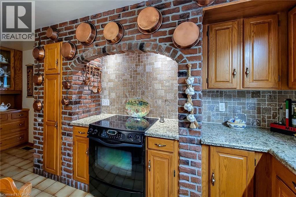 52 Elena Court, Hamilton, Ontario  L9C 7P7 - Photo 18 - 40812360