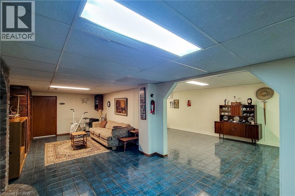 52 Elena Court, Hamilton, Ontario  L9C 7P7 - Photo 38 - 40812360