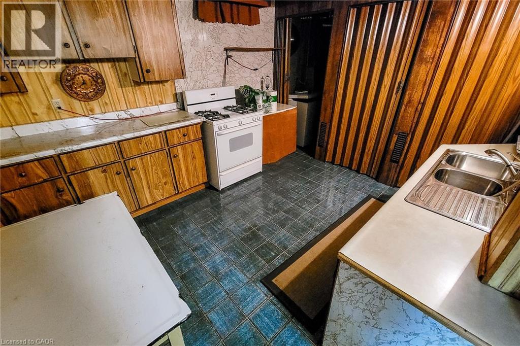 52 Elena Court, Hamilton, Ontario  L9C 7P7 - Photo 43 - 40812360