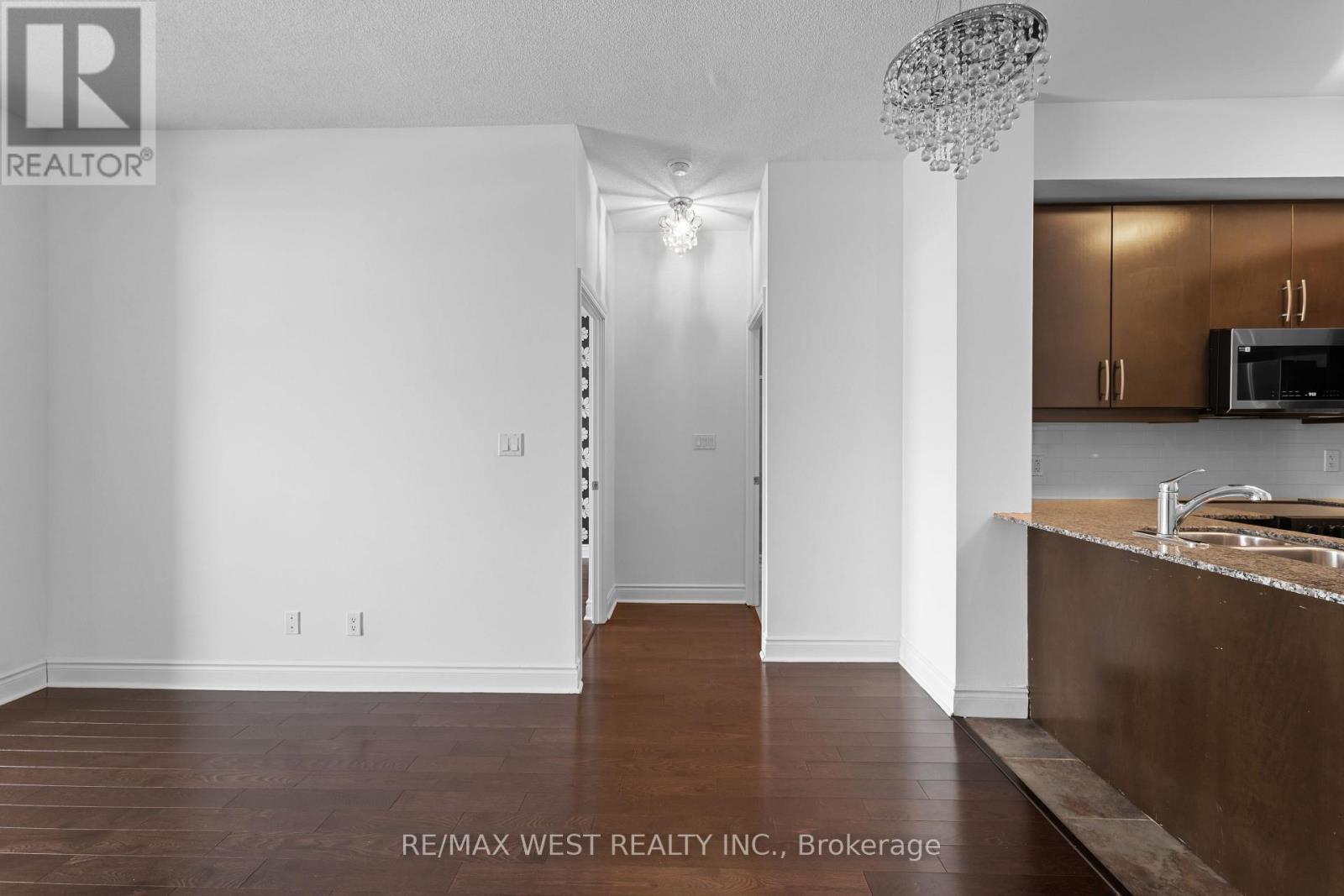 511 - 25 Earlington Avenue, Toronto, Ontario  M8X 3A3 - Photo 14 - W12865414