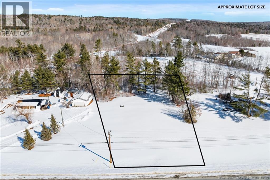 1832 Route 105, Southampton, New Brunswick  E6G 1M6 - Photo 1 - NB135221