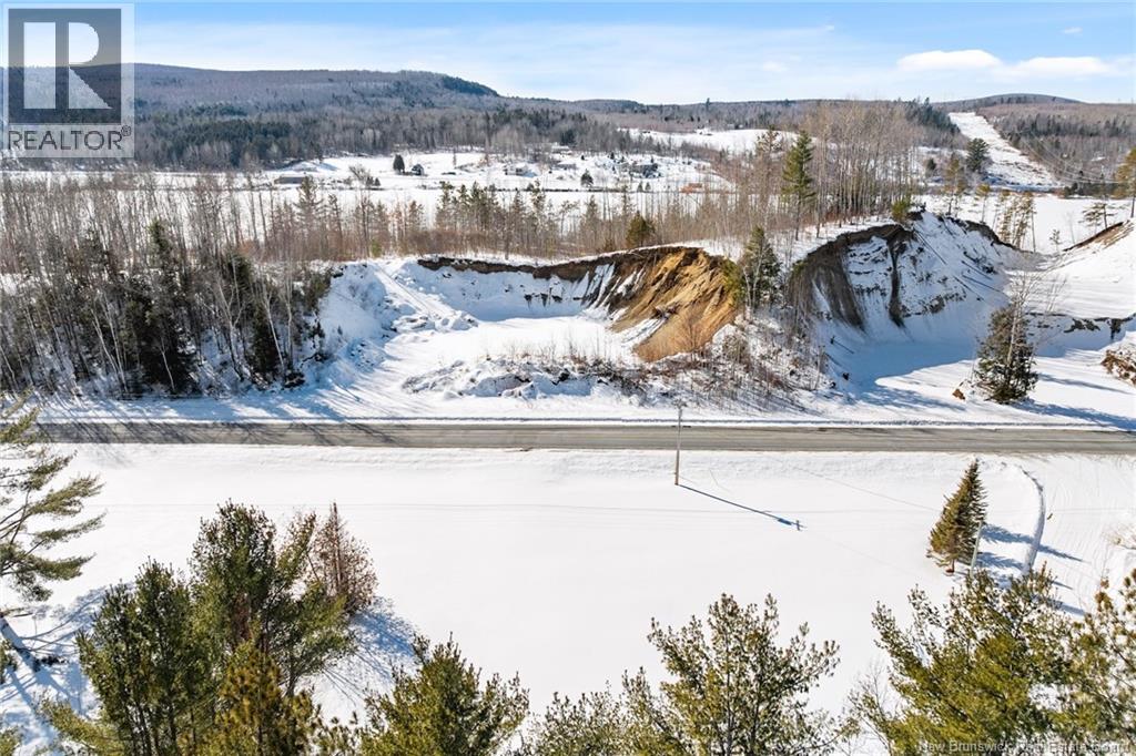 1832 Route 105, Southampton, New Brunswick  E6G 1M6 - Photo 2 - NB135221