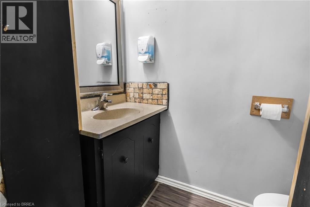 96 Court Street, Simcoe, Ontario  N3Y 1R5 - Photo 8 - 40812402