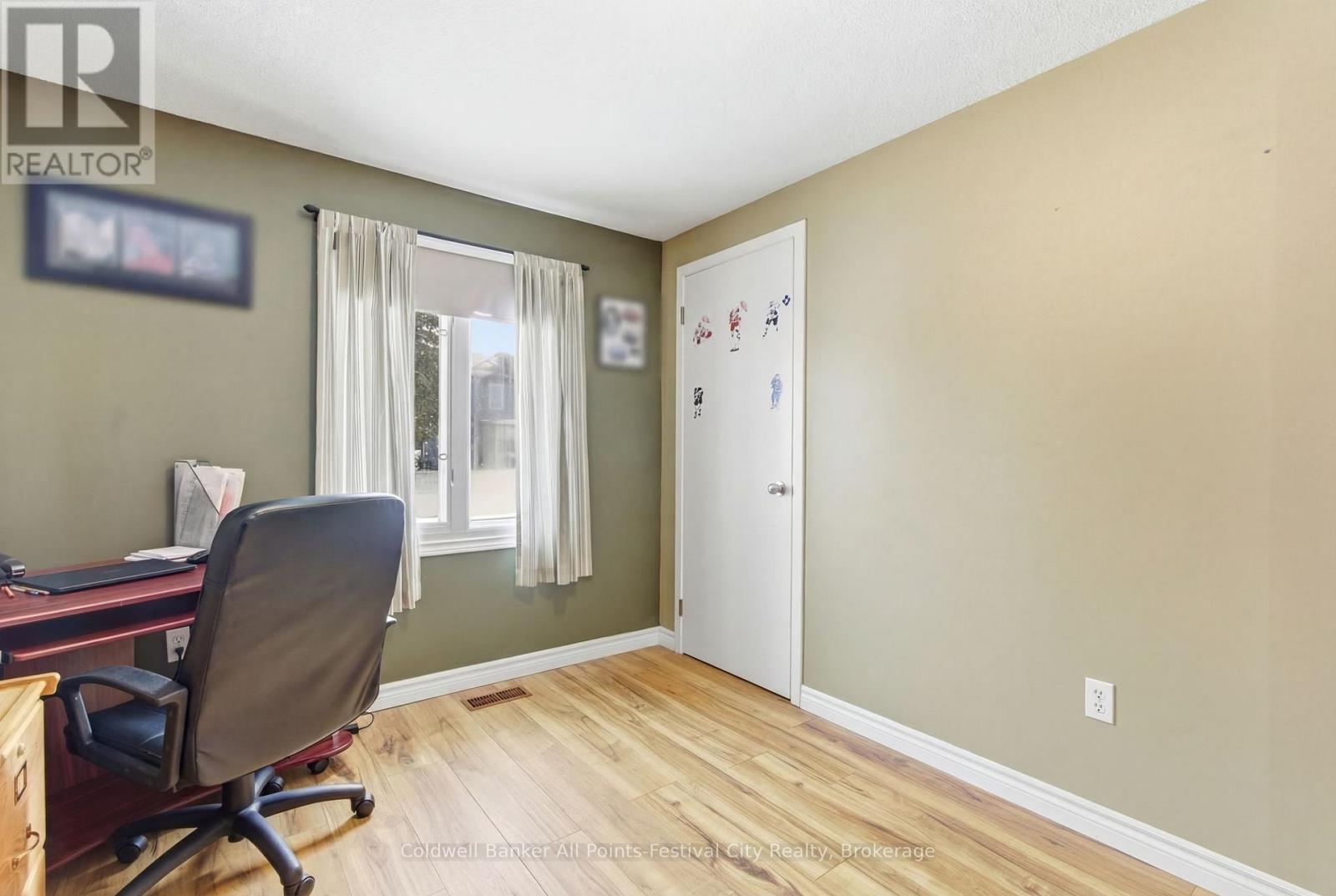 72 Lorne Avenue, Bluewater, Ontario  N0M 1X0 - Photo 18 - X12780430