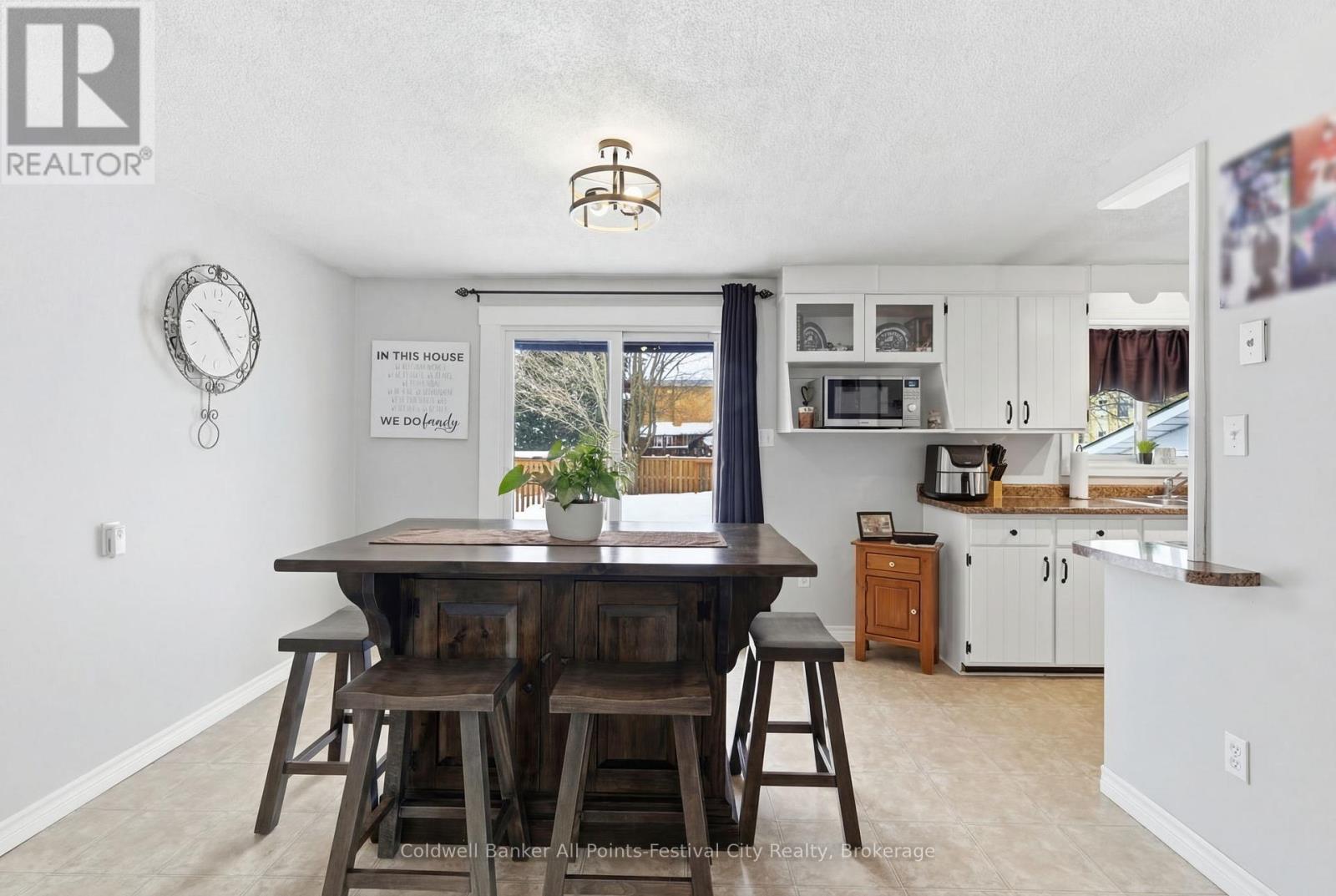 72 Lorne Avenue, Bluewater, Ontario  N0M 1X0 - Photo 9 - X12780430