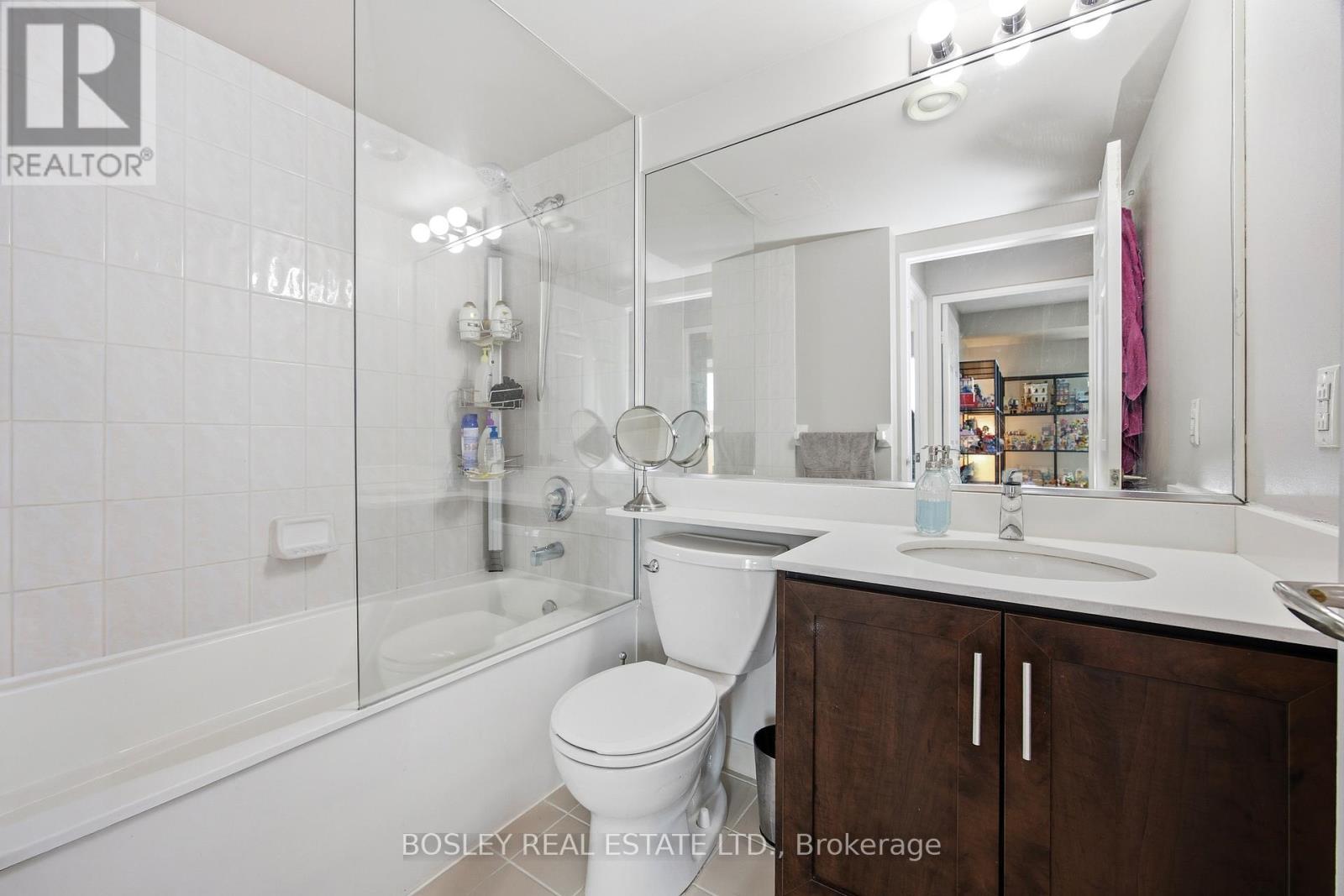 1711 - 8 Lee Centre Drive, Toronto, Ontario  M1H 3H8 - Photo 22 - E12828272