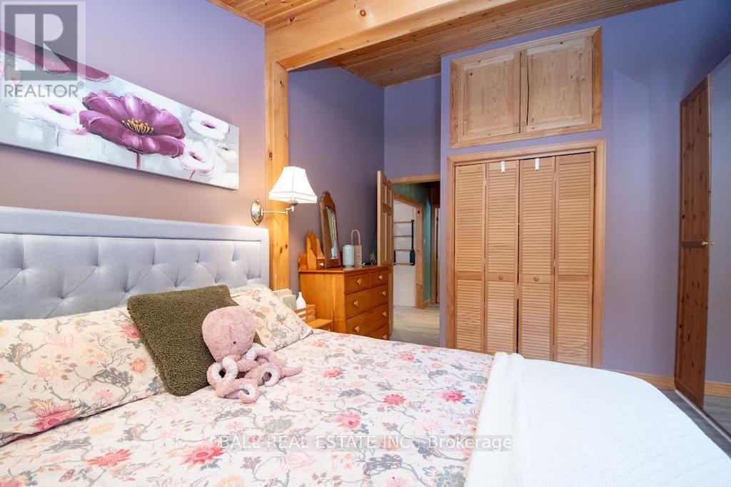 1084 Duck Pond Lane, Douro-Dummer, Ontario  K0L 2H0 - Photo 15 - X12894558