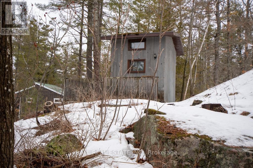 1084 Duck Pond Lane, Douro-Dummer, Ontario  K0L 2H0 - Photo 30 - X12894558