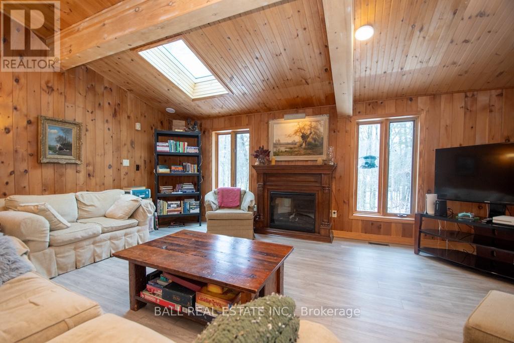 1084 Duck Pond Lane, Douro-Dummer, Ontario  K0L 2H0 - Photo 7 - X12894558