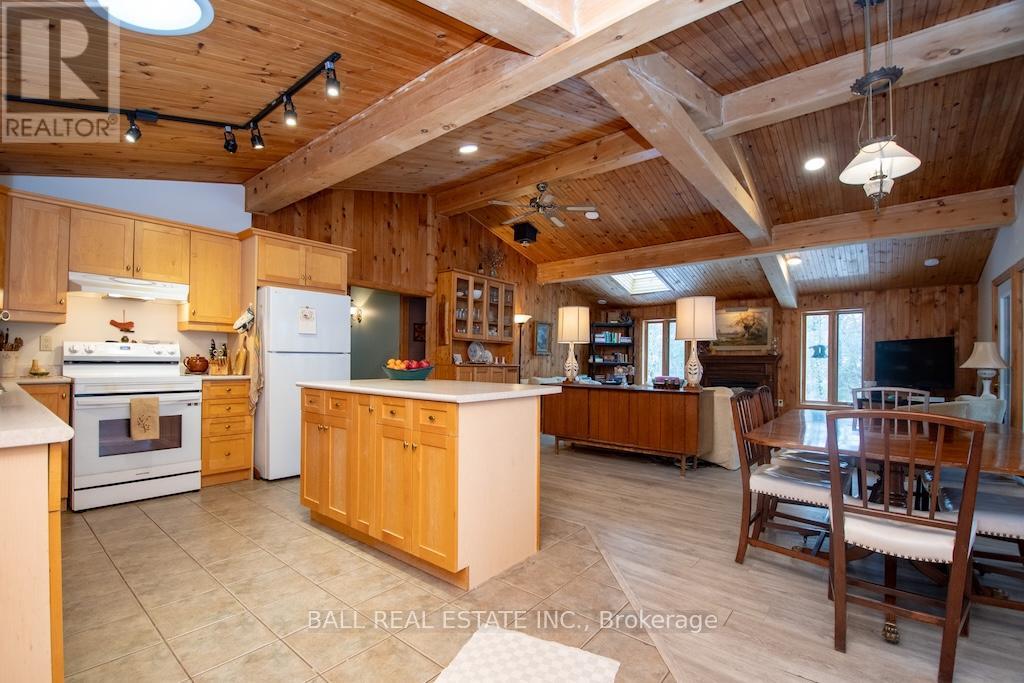 1084 Duck Pond Lane, Douro-Dummer, Ontario  K0L 2H0 - Photo 8 - X12894558