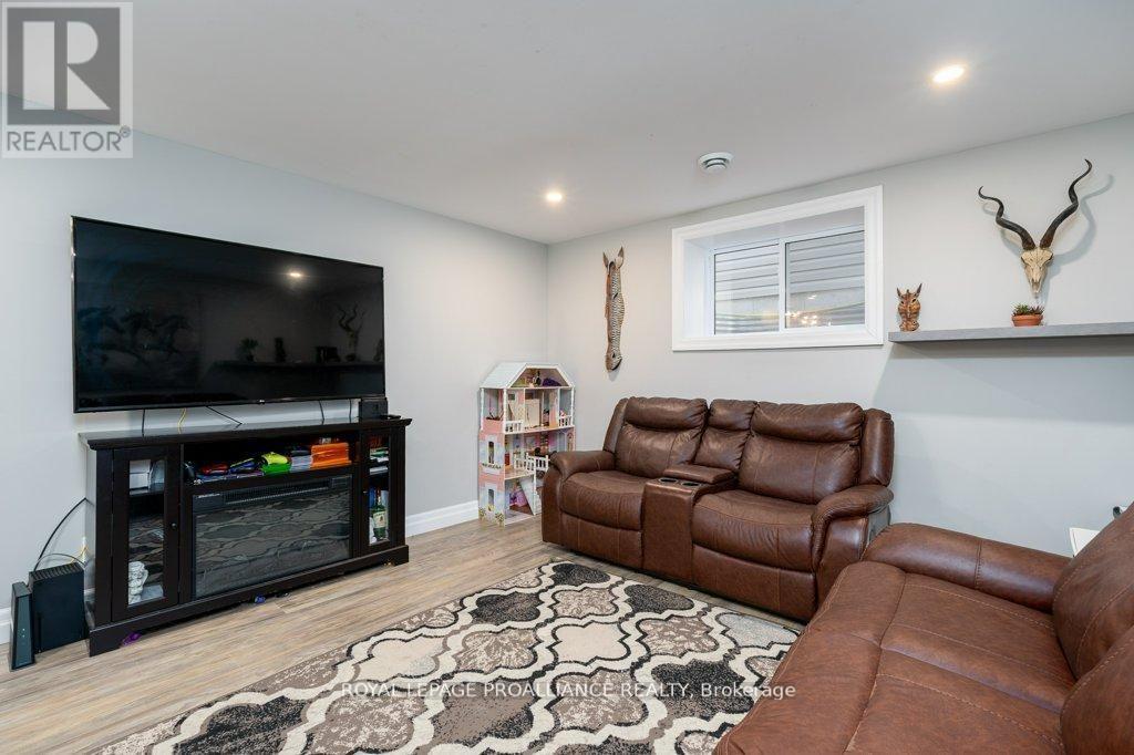 50 Stonegate Crescent, Quinte West, Ontario  K0K 2C0 - Photo 26 - X12894650