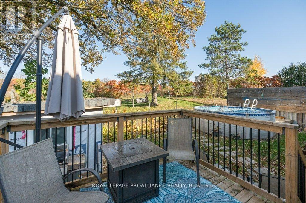 50 Stonegate Crescent, Quinte West, Ontario  K0K 2C0 - Photo 36 - X12894650