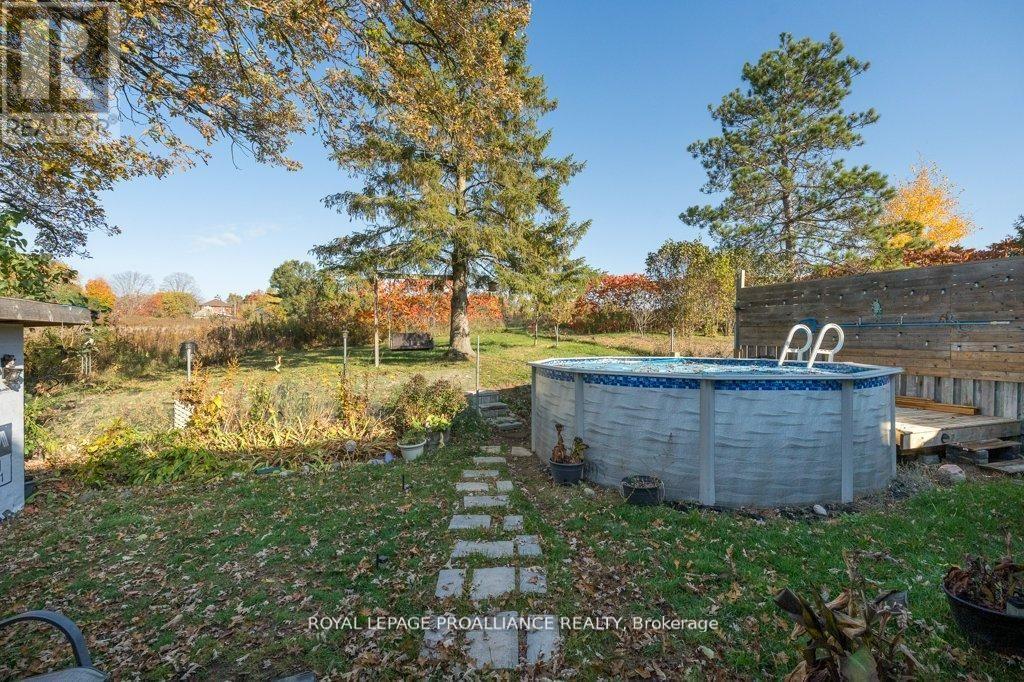 50 Stonegate Crescent, Quinte West, Ontario  K0K 2C0 - Photo 37 - X12894650