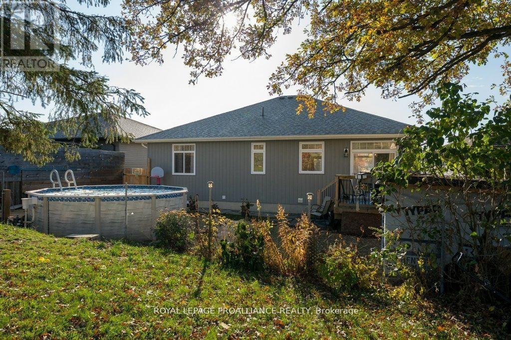 50 Stonegate Crescent, Quinte West, Ontario  K0K 2C0 - Photo 39 - X12894650