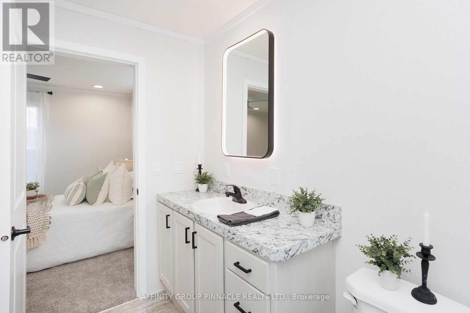 1 Vista Drive, Kawartha Lakes (Lindsay), Ontario  K9V 0H7 - Photo 42 - X12894660