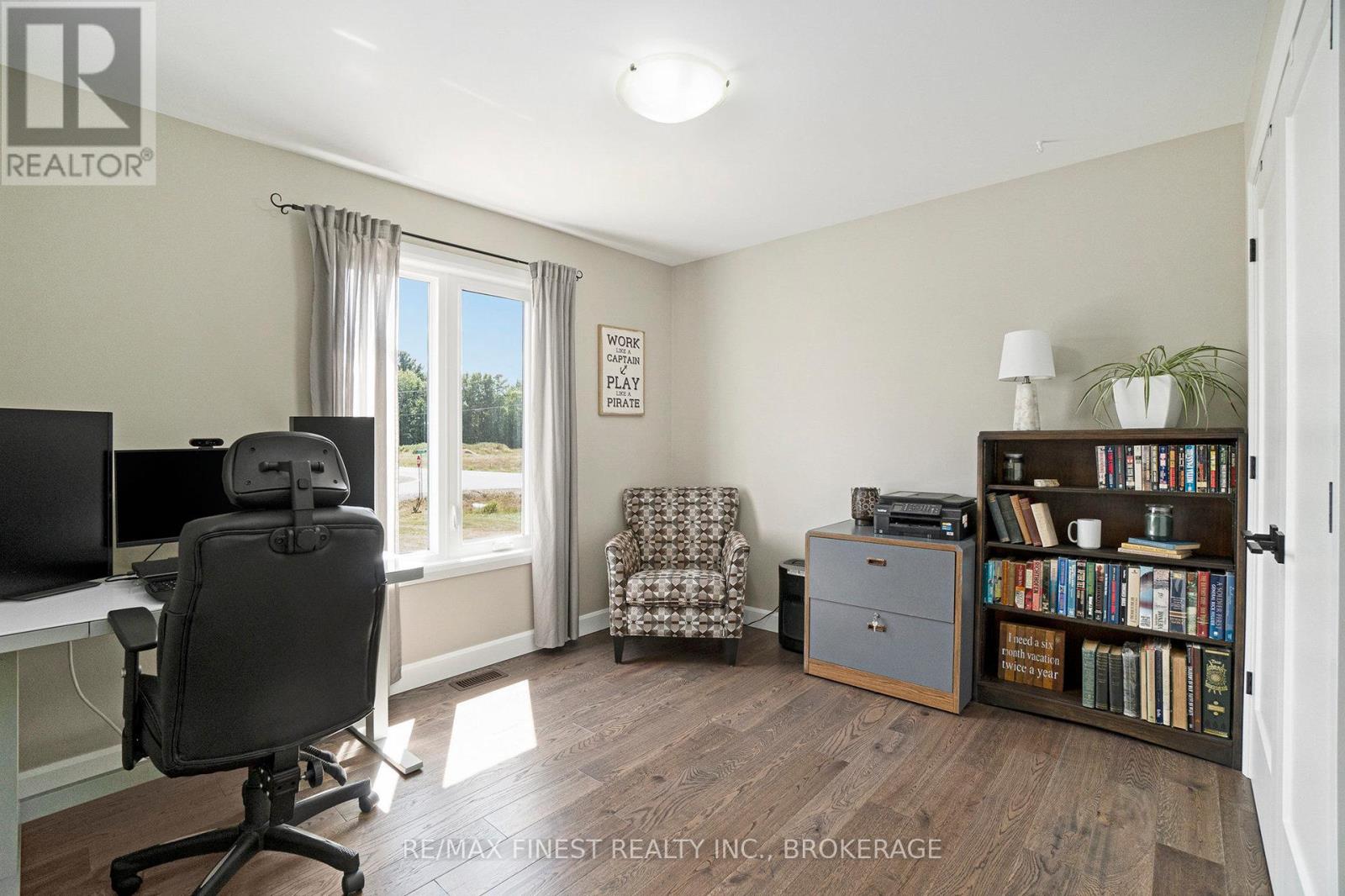 10541 Wylie Way, North Dundas, Ontario  K0E 1S0 - Photo 22 - X12894552