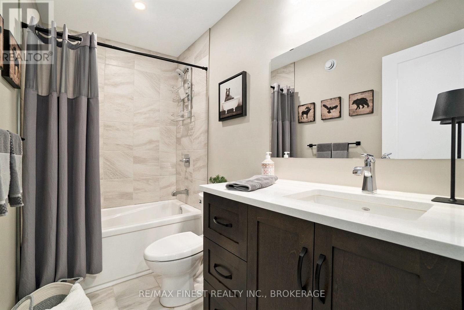 10541 Wylie Way, North Dundas, Ontario  K0E 1S0 - Photo 23 - X12894552