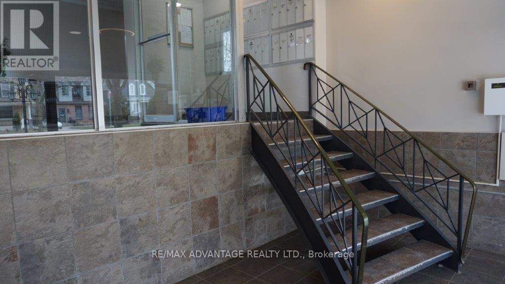 605 - 570 William Street, London East, Ontario  N6B 3E9 - Photo 4 - X12894590