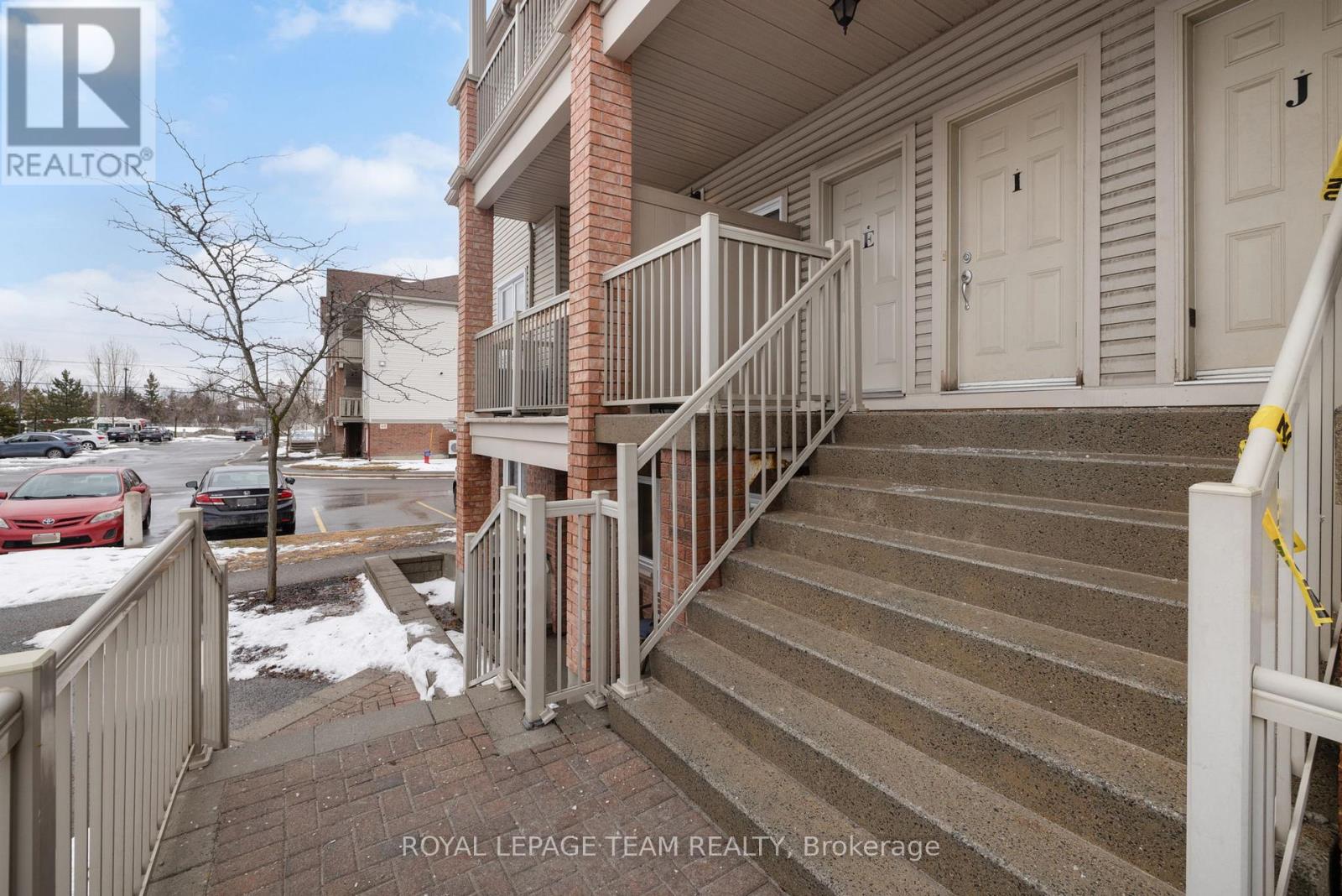 E - 1103 Stittsville Main Street, Ottawa, Ontario  K2S 0C7 - Photo 2 - X12894532