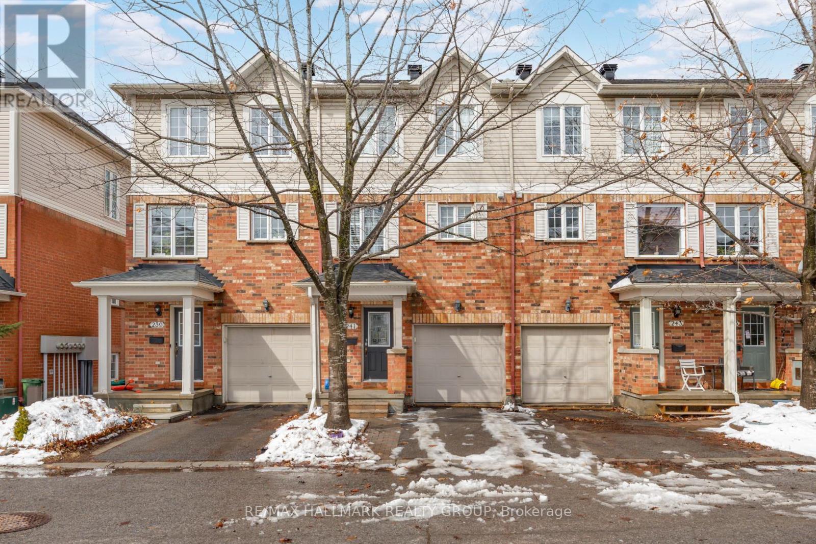 241 - 90 EDENVALE DRIVE, Ottawa, Ontario