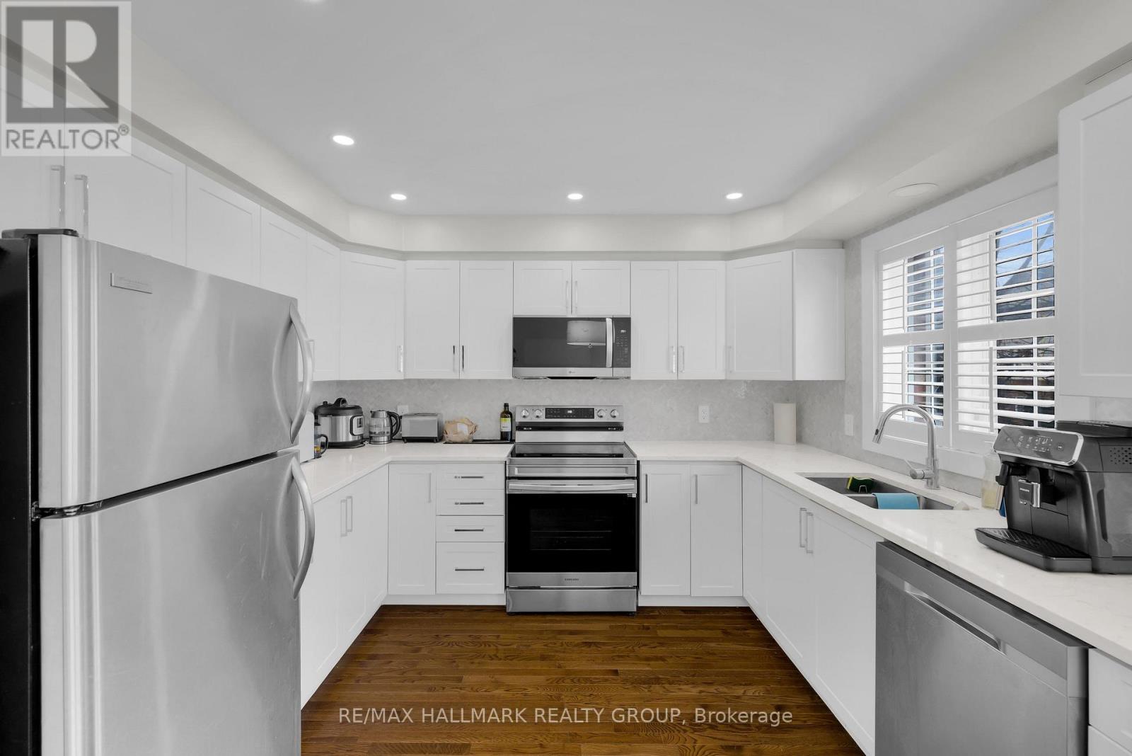 241 - 90 Edenvale Drive, Ottawa, Ontario  K2K 3N8 - Photo 11 - X12894606