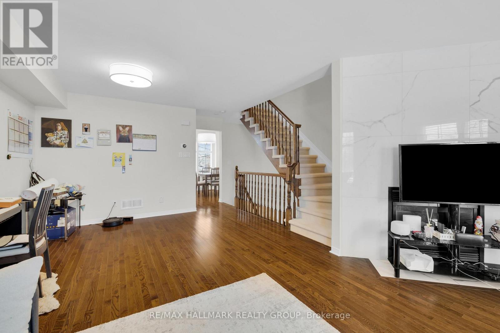 241 - 90 Edenvale Drive, Ottawa, Ontario  K2K 3N8 - Photo 9 - X12894606