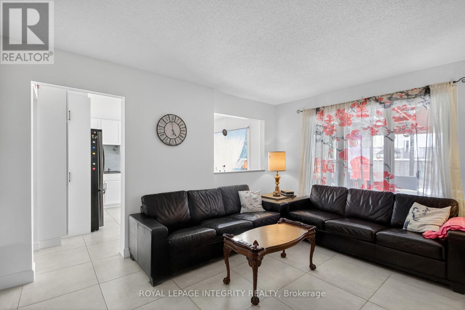 2092 Legrand Crescent, Ottawa, Ontario  K1E 3T6 - Photo 16 - X12894646