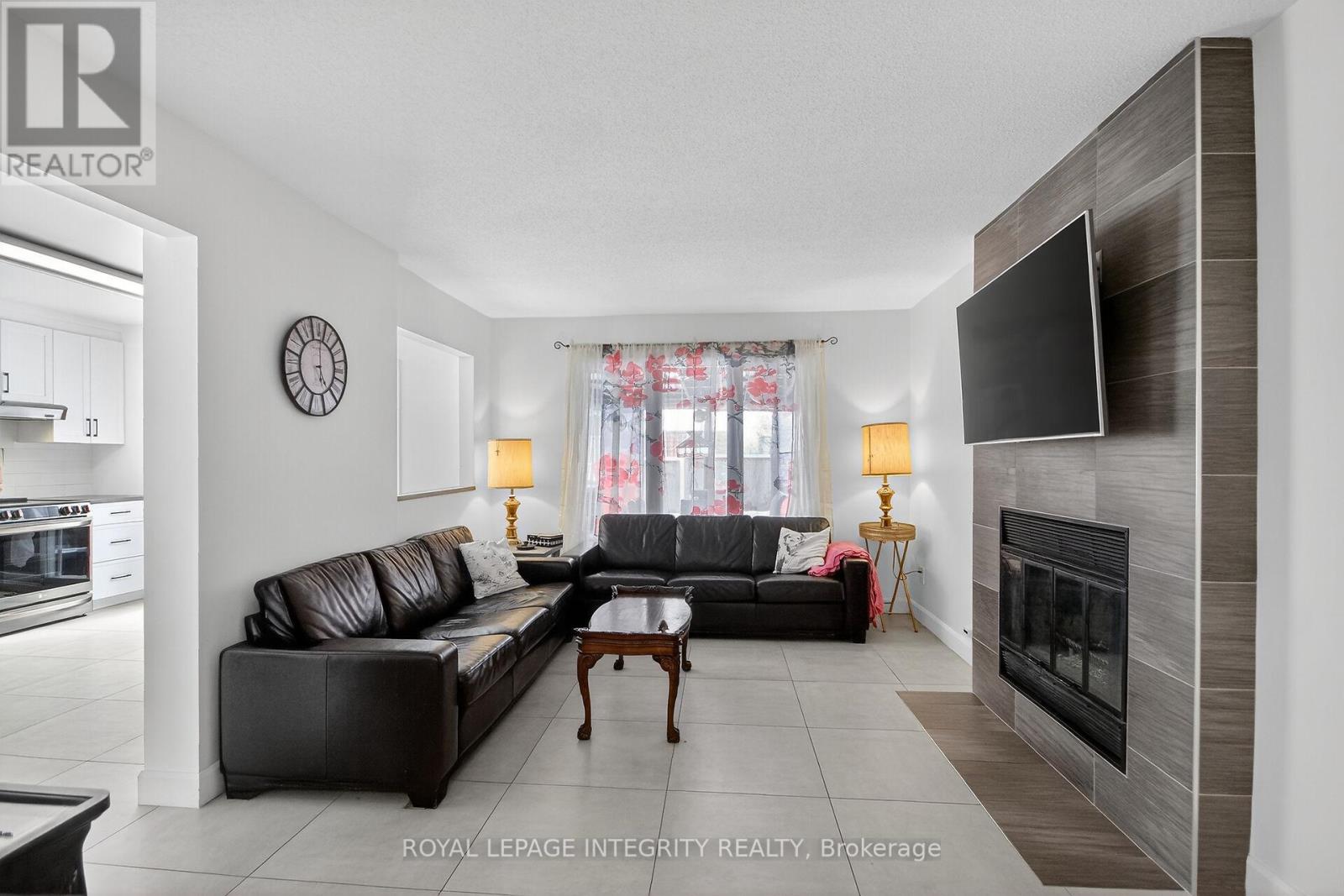 2092 Legrand Crescent, Ottawa, Ontario  K1E 3T6 - Photo 17 - X12894646