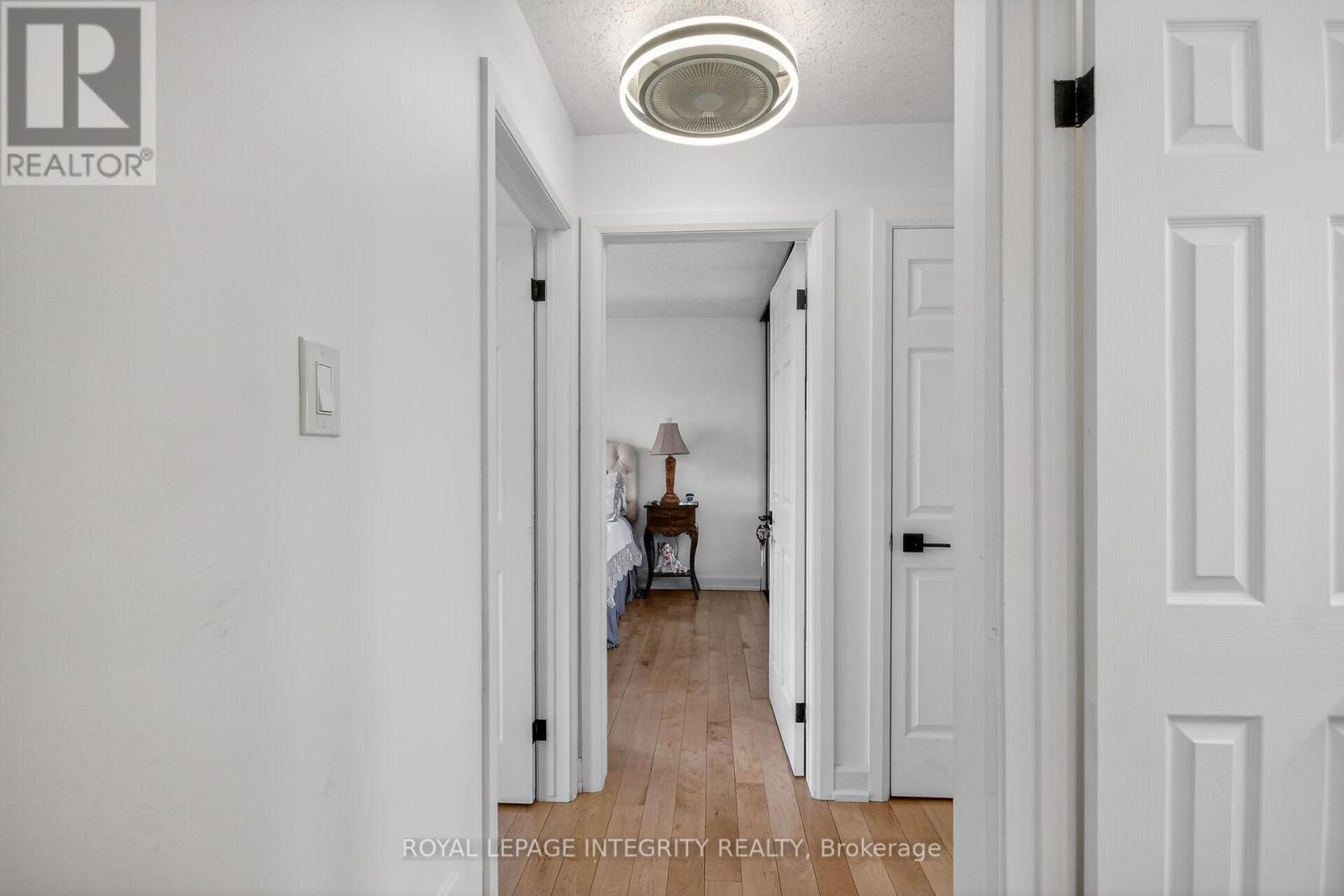 2092 Legrand Crescent, Ottawa, Ontario  K1E 3T6 - Photo 22 - X12894646