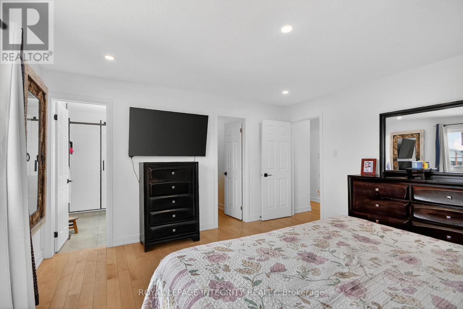 2092 Legrand Crescent, Ottawa, Ontario  K1E 3T6 - Photo 26 - X12894646