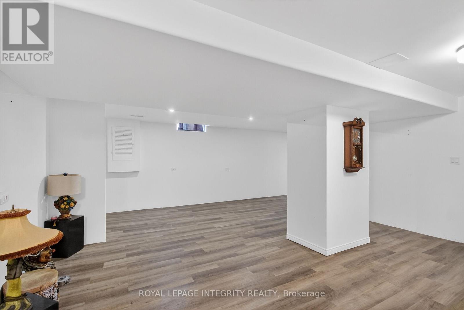 2092 Legrand Crescent, Ottawa, Ontario  K1E 3T6 - Photo 36 - X12894646