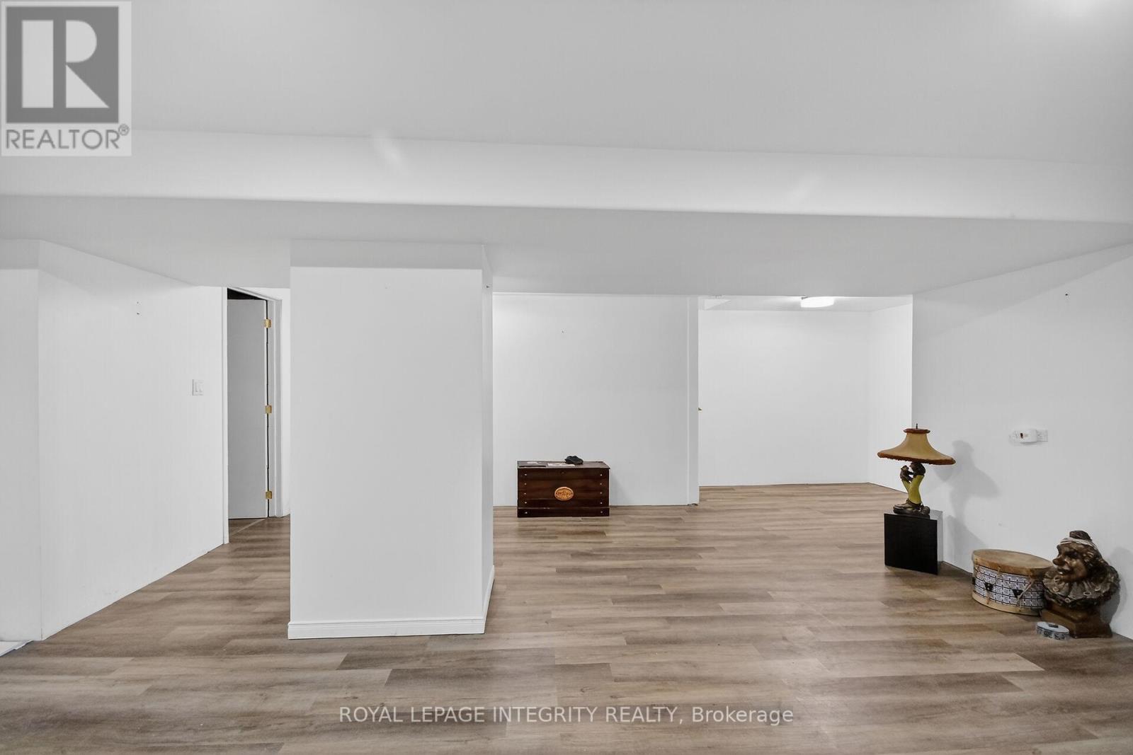 2092 Legrand Crescent, Ottawa, Ontario  K1E 3T6 - Photo 39 - X12894646