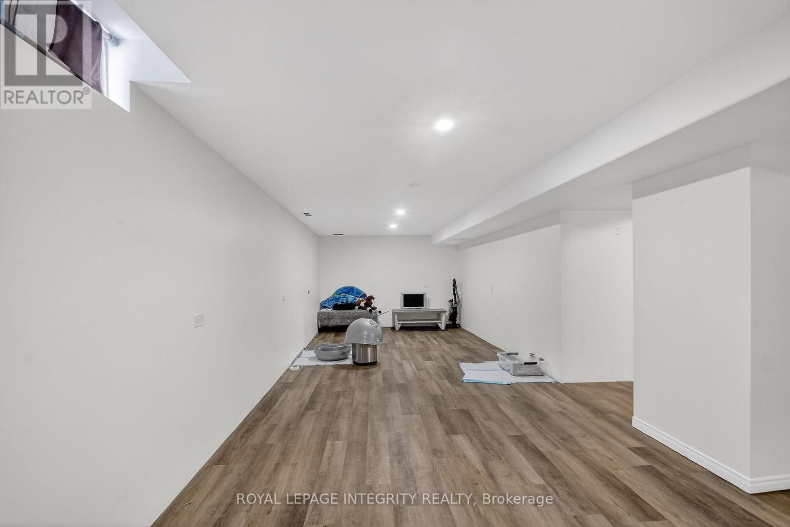 2092 Legrand Crescent, Ottawa, Ontario  K1E 3T6 - Photo 40 - X12894646