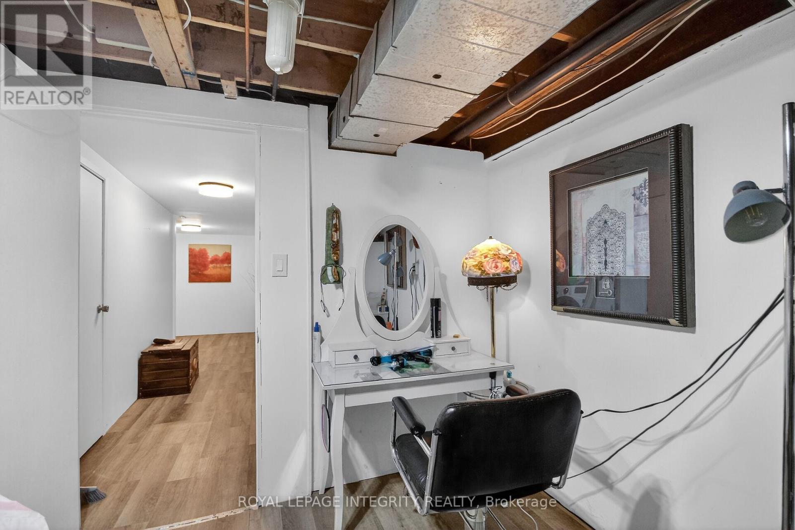 2092 Legrand Crescent, Ottawa, Ontario  K1E 3T6 - Photo 41 - X12894646