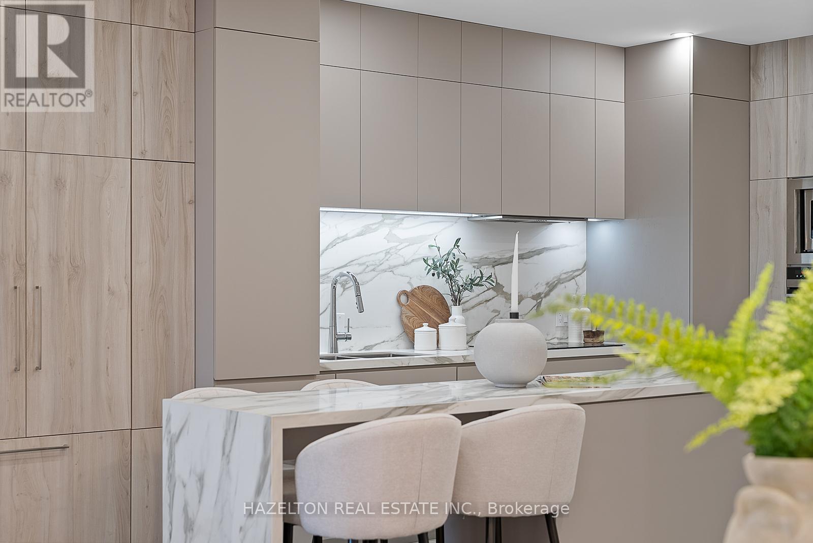 1209 - 102 Bloor Street W, Toronto, Ontario  M5S 1M8 - Photo 12 - C12894554