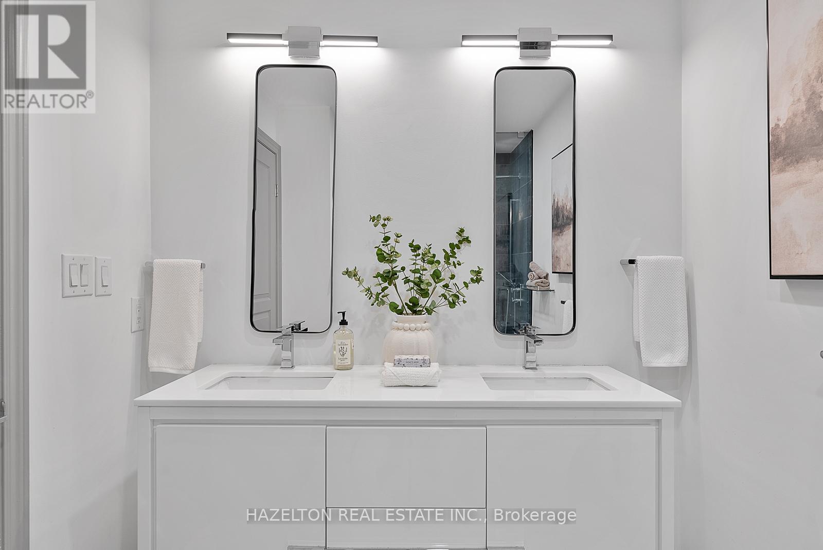 1209 - 102 Bloor Street W, Toronto, Ontario  M5S 1M8 - Photo 18 - C12894554