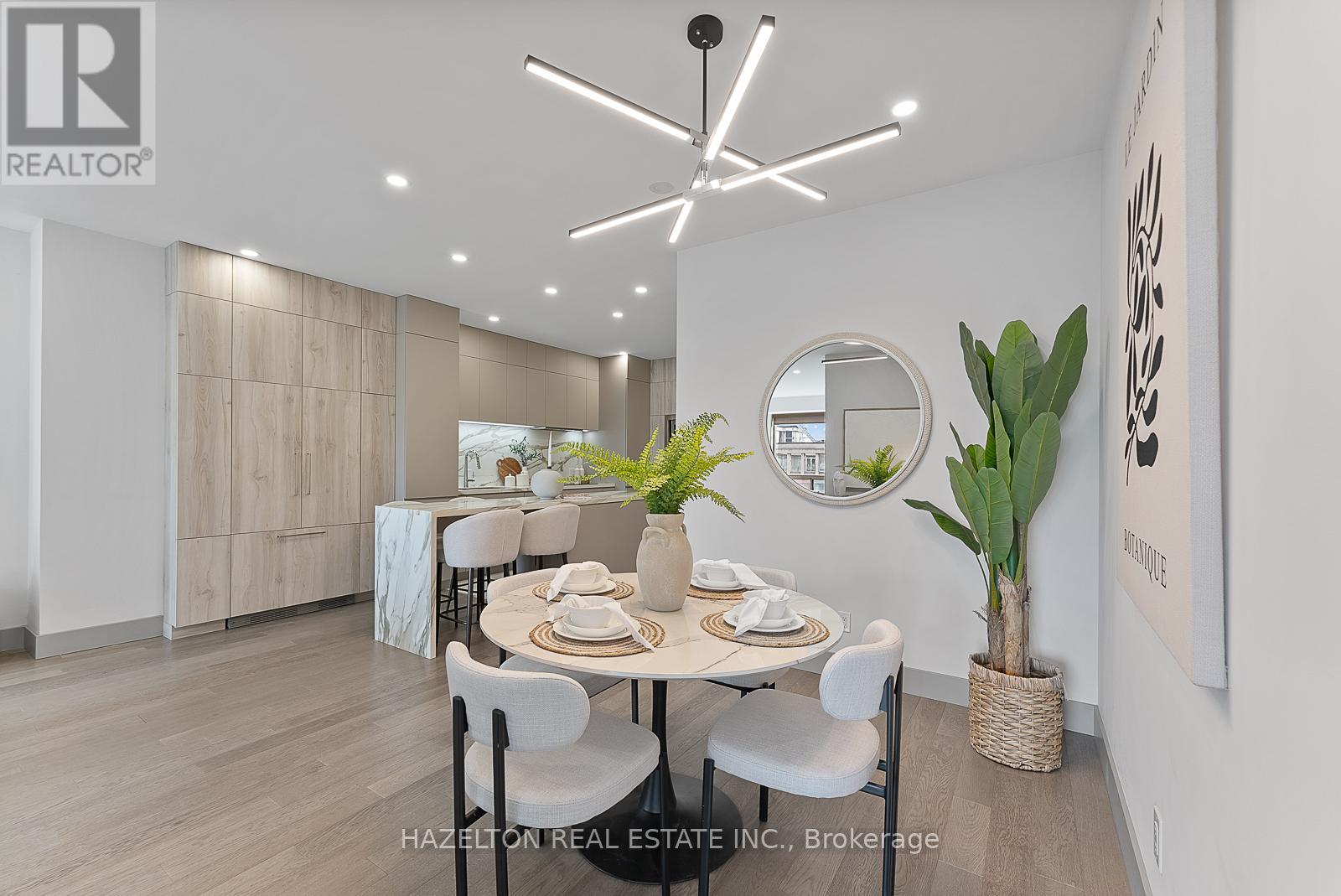 1209 - 102 Bloor Street W, Toronto, Ontario  M5S 1M8 - Photo 5 - C12894554