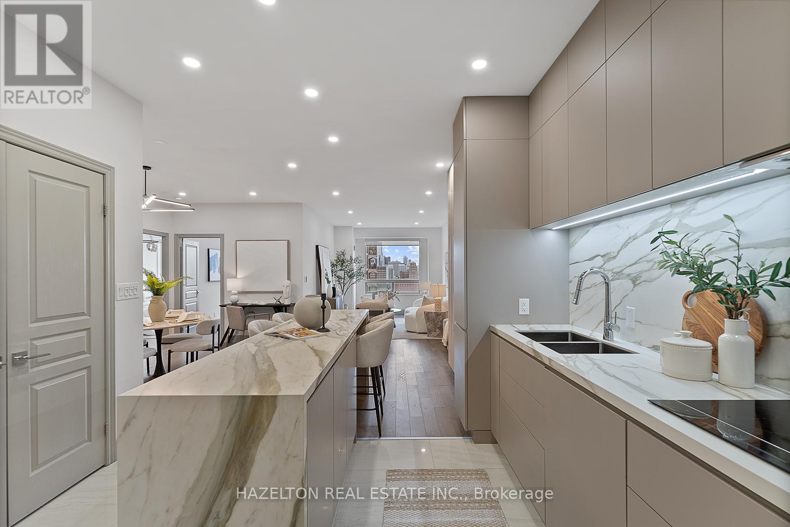 1209 - 102 Bloor Street W, Toronto, Ontario  M5S 1M8 - Photo 8 - C12894554