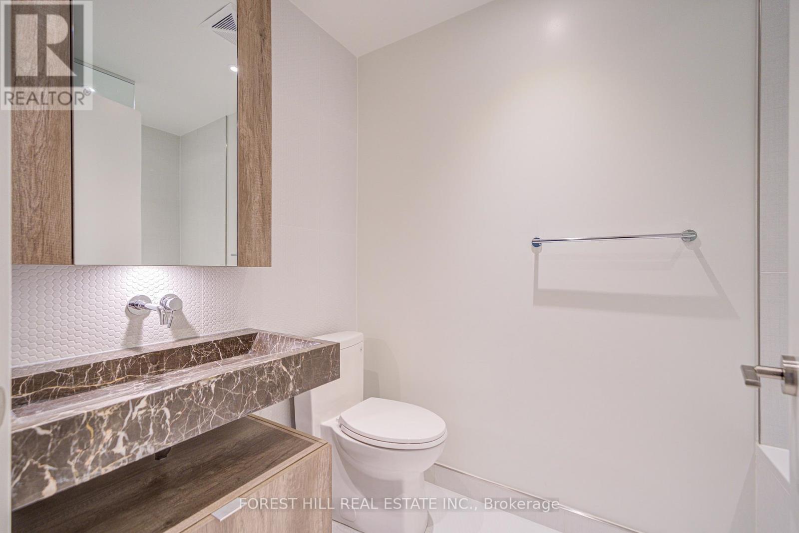 1003 - 11 Yorkville Avenue, Toronto, Ontario  M4W 0B7 - Photo 11 - C12894604