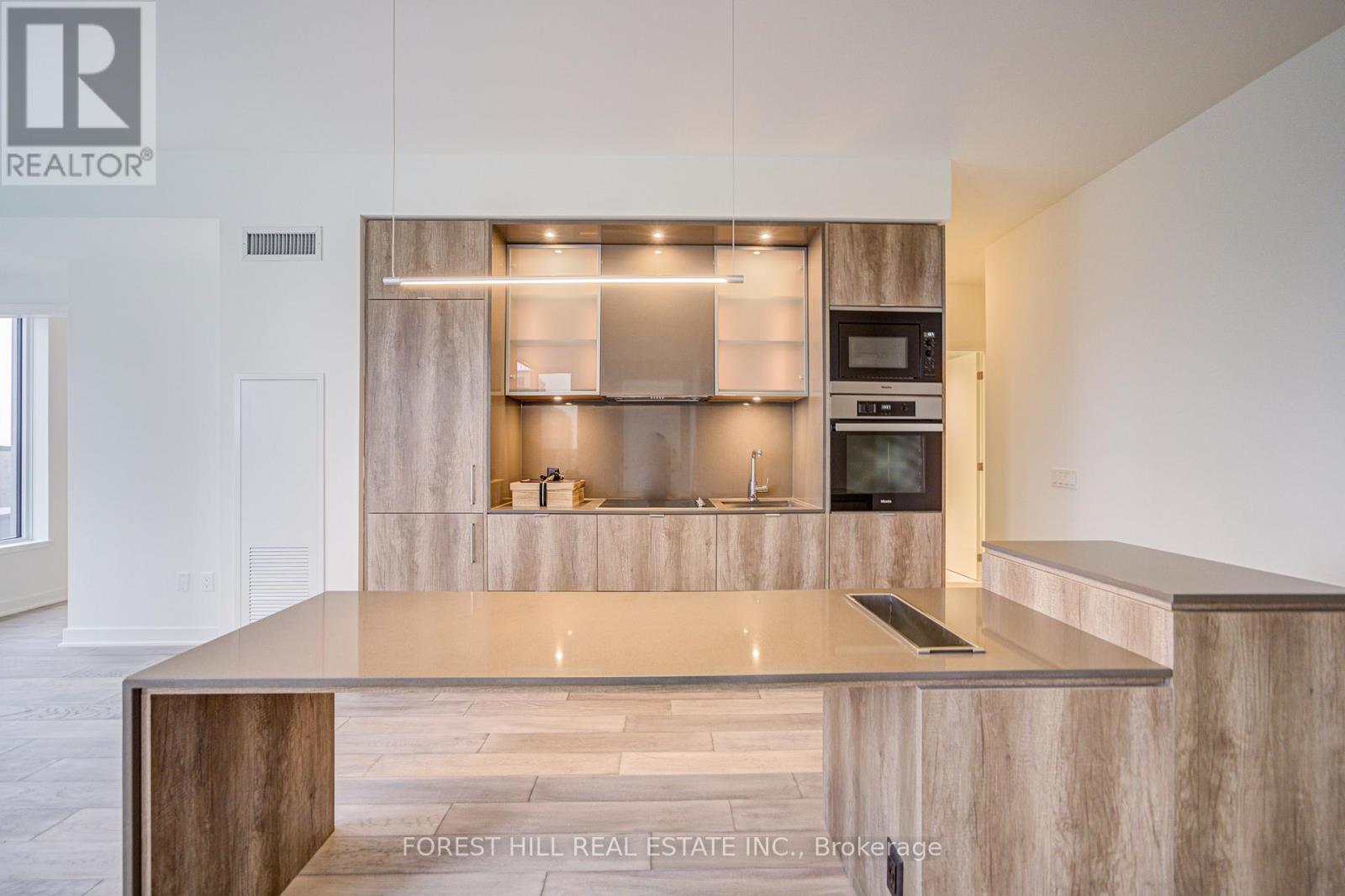 1003 - 11 Yorkville Avenue, Toronto, Ontario  M4W 0B7 - Photo 6 - C12894604