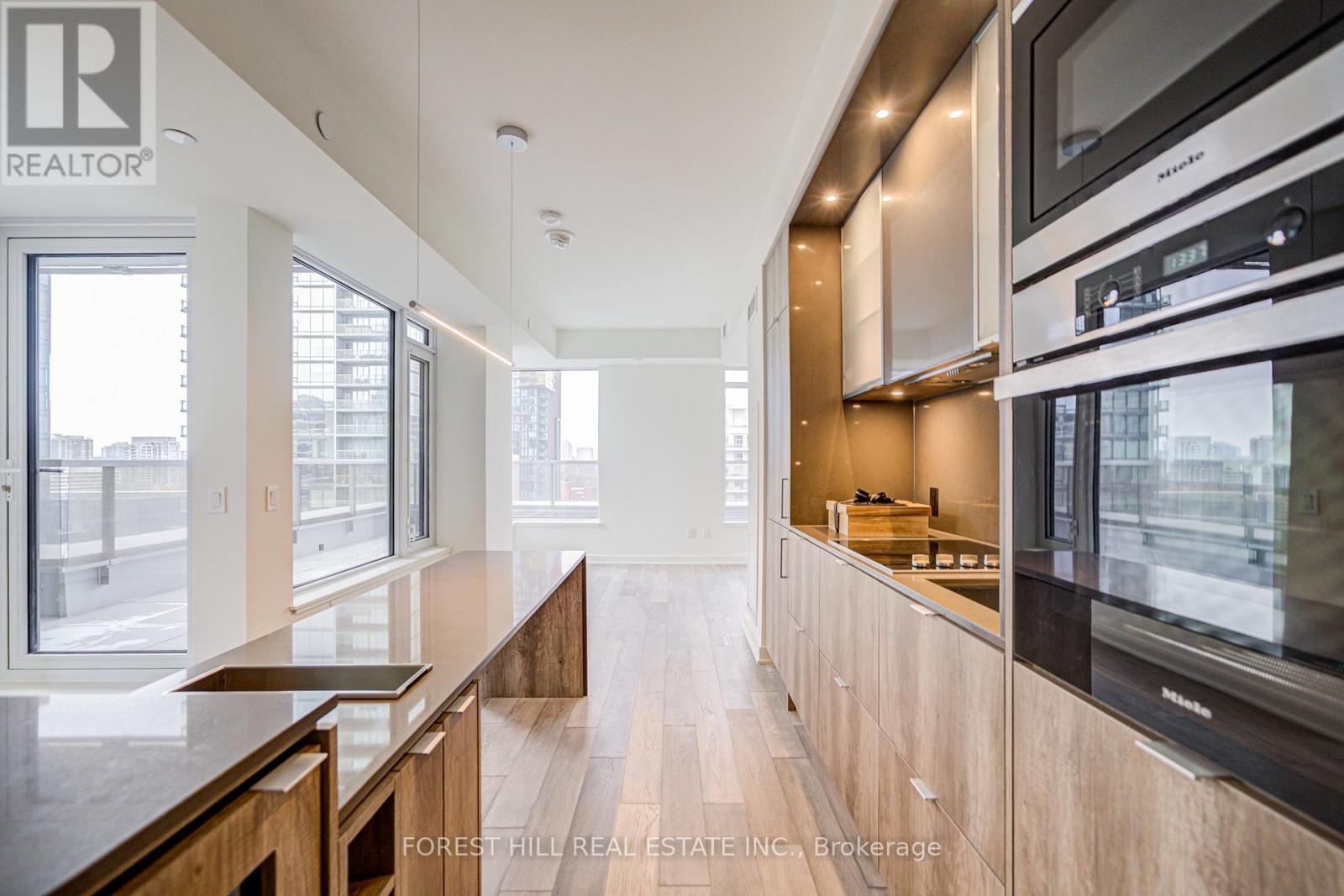 1003 - 11 Yorkville Avenue, Toronto, Ontario  M4W 0B7 - Photo 8 - C12894604