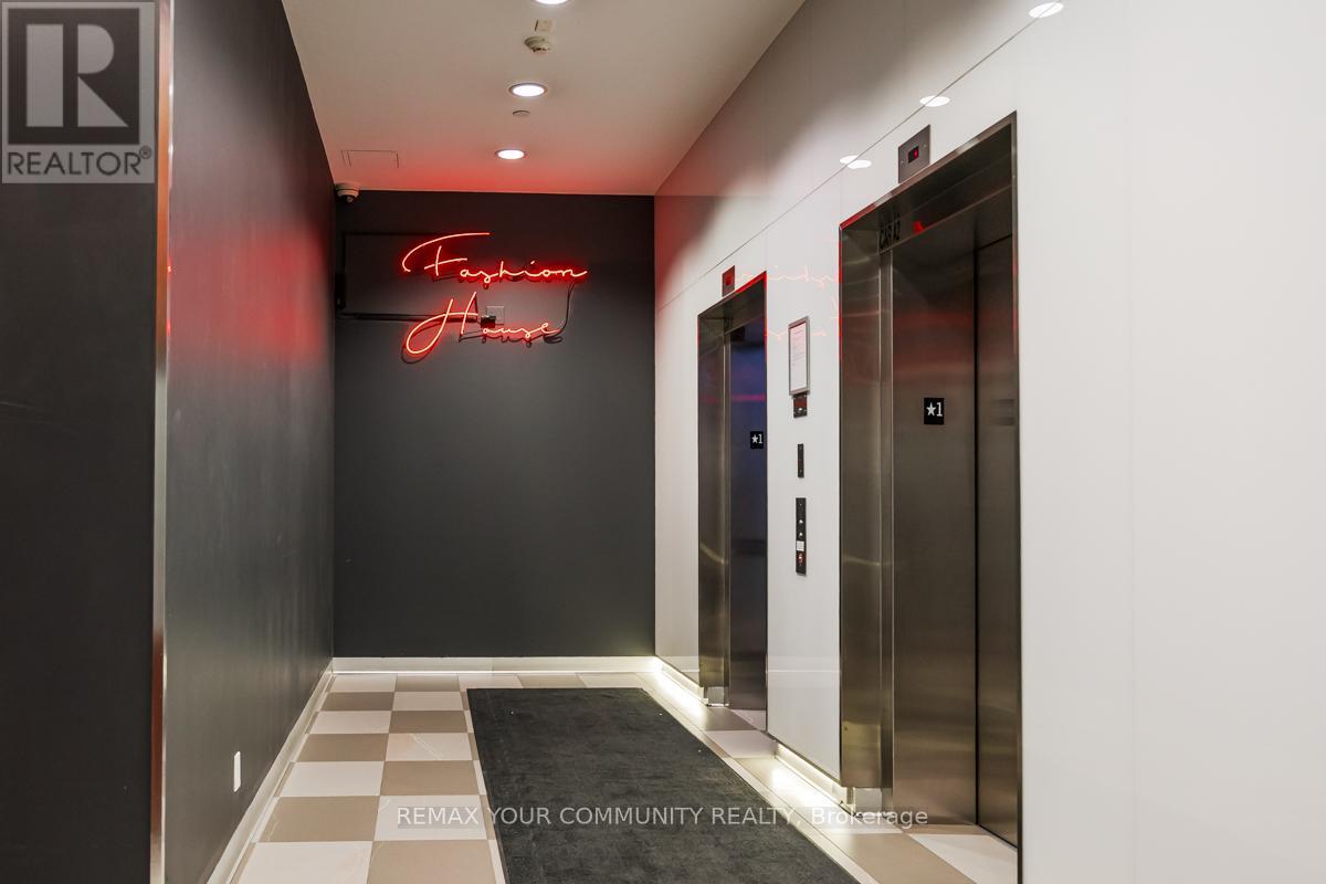 703 - 560 King Street W, Toronto, Ontario  M5V 1M3 - Photo 5 - C12894632