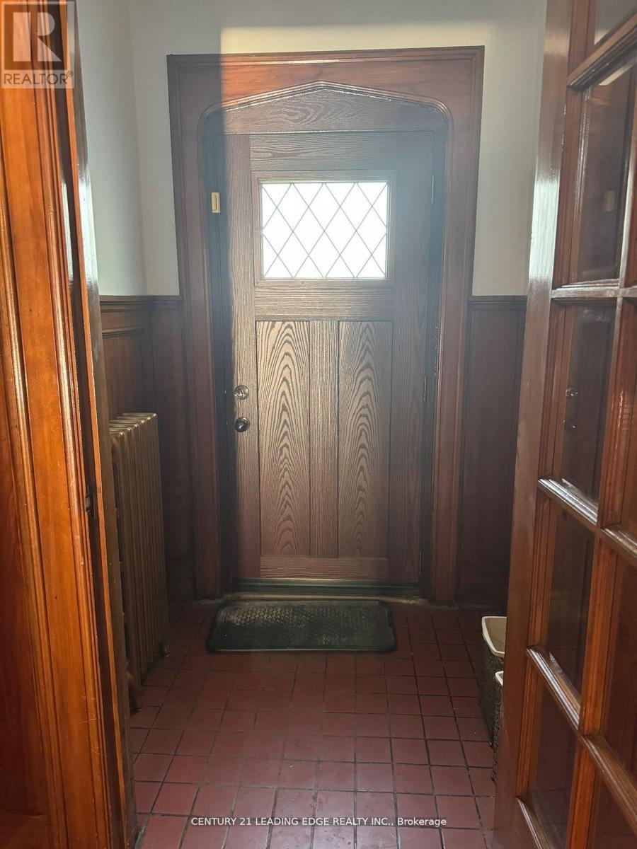 1274 Broadview Avenue, Toronto, Ontario  M4K 2T4 - Photo 2 - E12894568