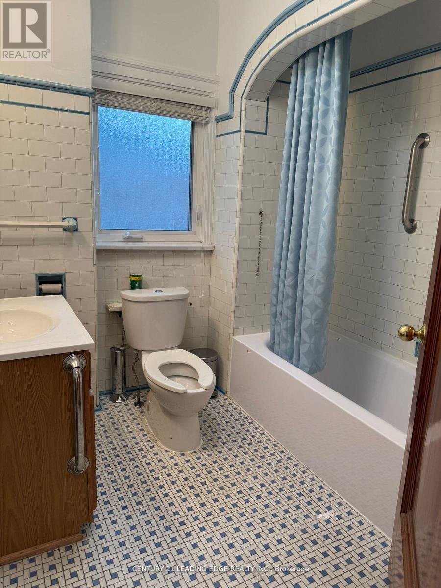 1274 Broadview Avenue, Toronto, Ontario  M4K 2T4 - Photo 38 - E12894568