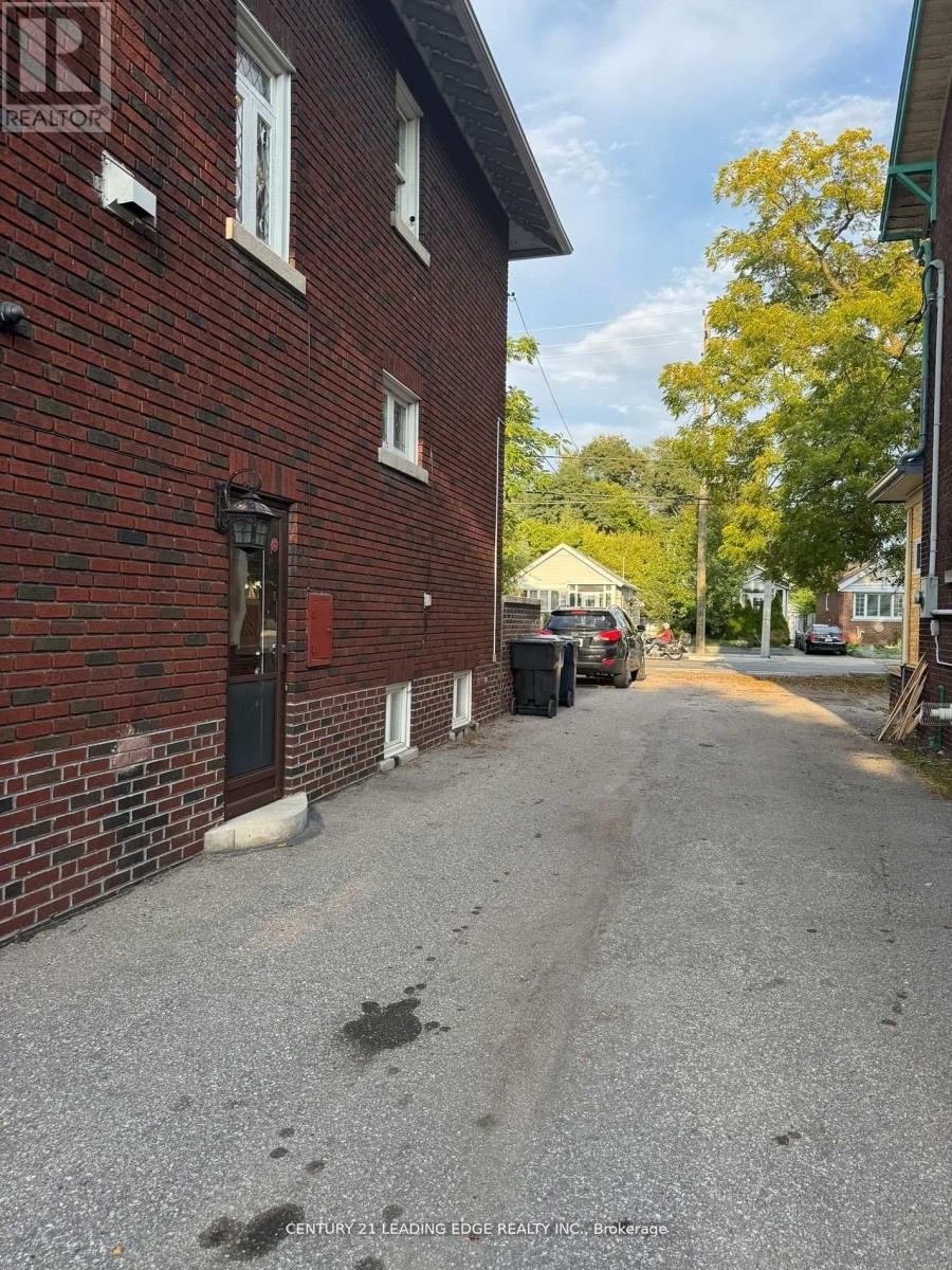 1274 Broadview Avenue, Toronto, Ontario  M4K 2T4 - Photo 41 - E12894568