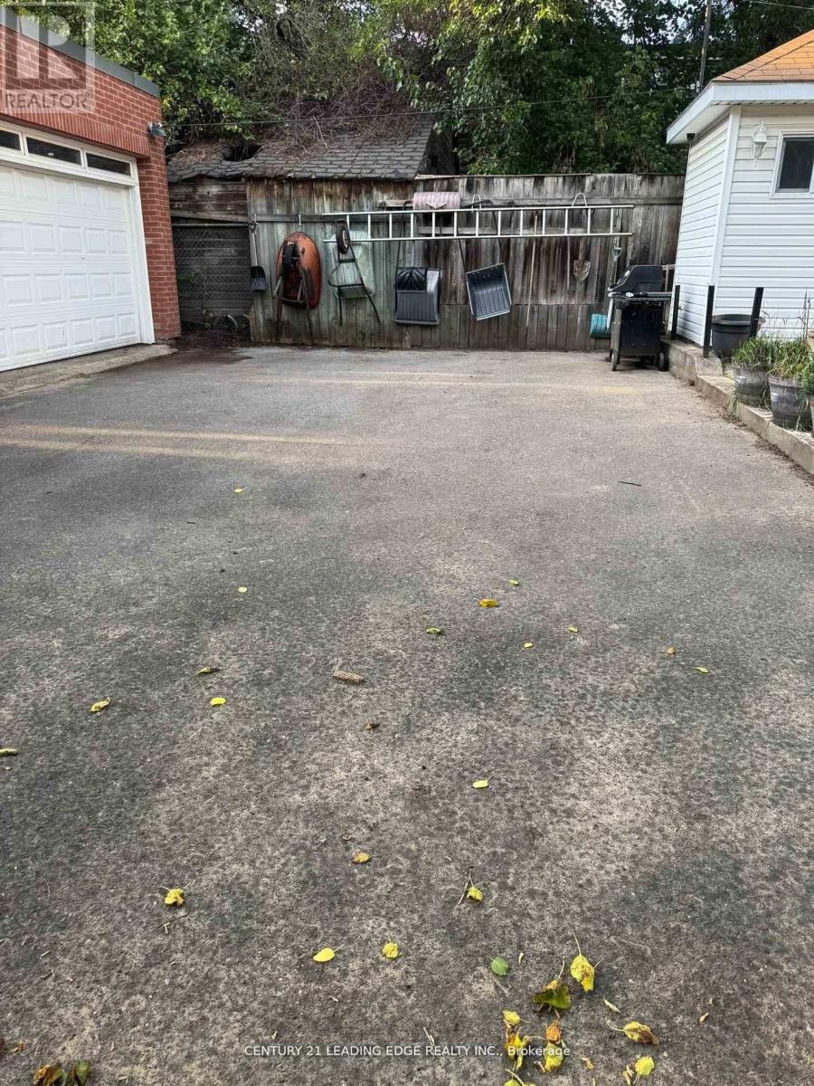 1274 Broadview Avenue, Toronto, Ontario  M4K 2T4 - Photo 42 - E12894568