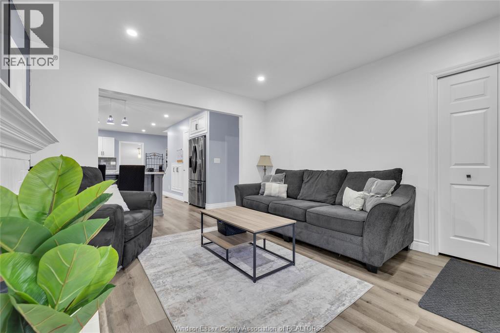 1362 Dufferin Place, Windsor, Ontario  N8X 3K1 - Photo 4 - 26005618