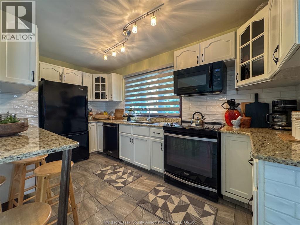 1408 Tourangeau, Windsor, Ontario  N8Y 4J2 - Photo 9 - 26005500