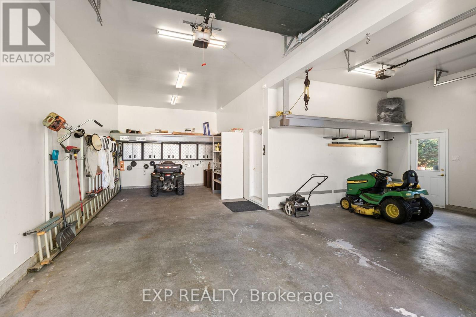 7928 Jock Trail, Ottawa, Ontario  K0A 2Z0 - Photo 26 - X12269277