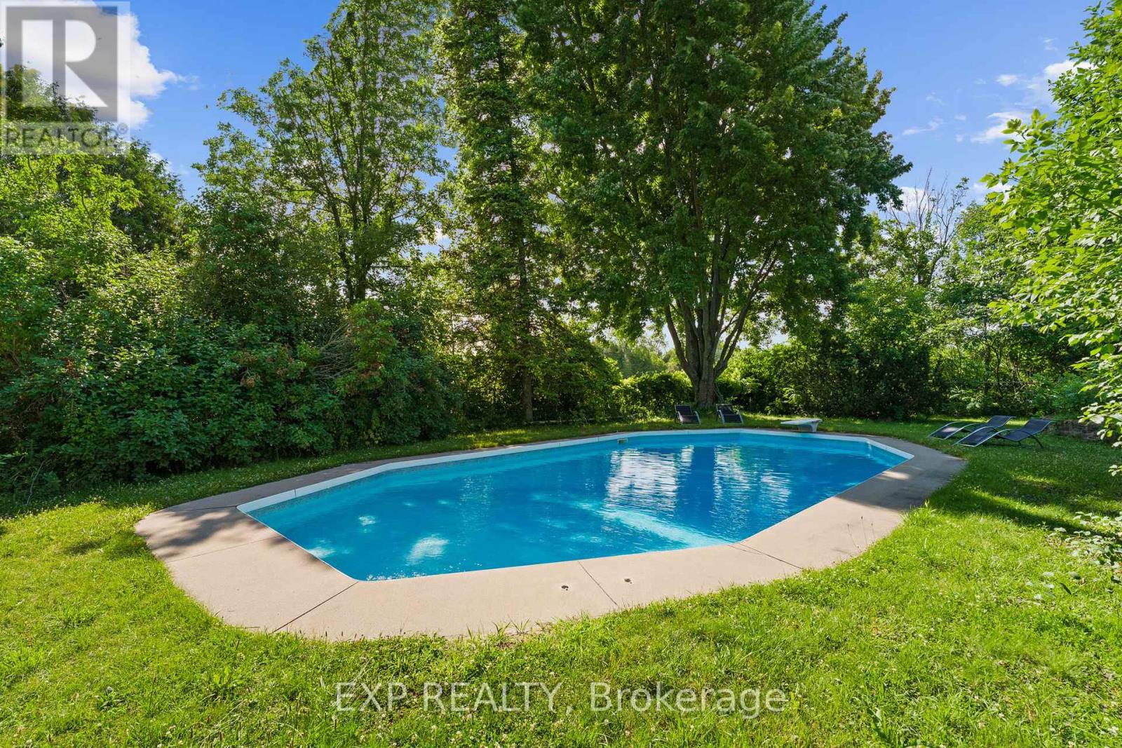 7928 Jock Trail, Ottawa, Ontario  K0A 2Z0 - Photo 38 - X12269277